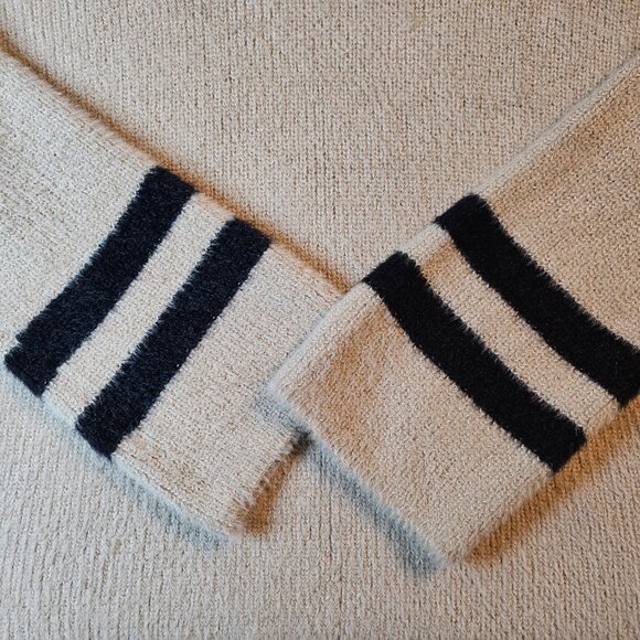 Knox Rose Women's Crewneck Feathered Pullover Sweater - Size XL - Picture 4 of 7